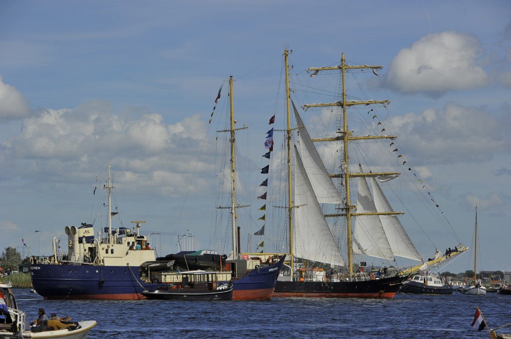 Sail 2010 (167).jpg